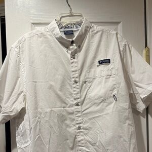 Columbia Men’s White Short-Sleeve Button-Down Shirt with Chest Pocket